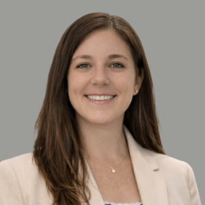 PFS Wealth Management Group_Headshot_Roxy